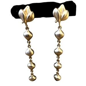 Vintage 80s Erwin Pearl Heavy Brushed Gold Drop Clip Earrings